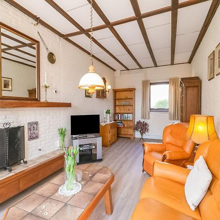 Holiday Home In Noordwijkerhout With Terrace Close To A Lake Екстер'єр фото
