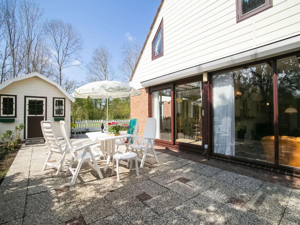Holiday Home In Noordwijkerhout With Terrace Close To A Lake Екстер'єр фото