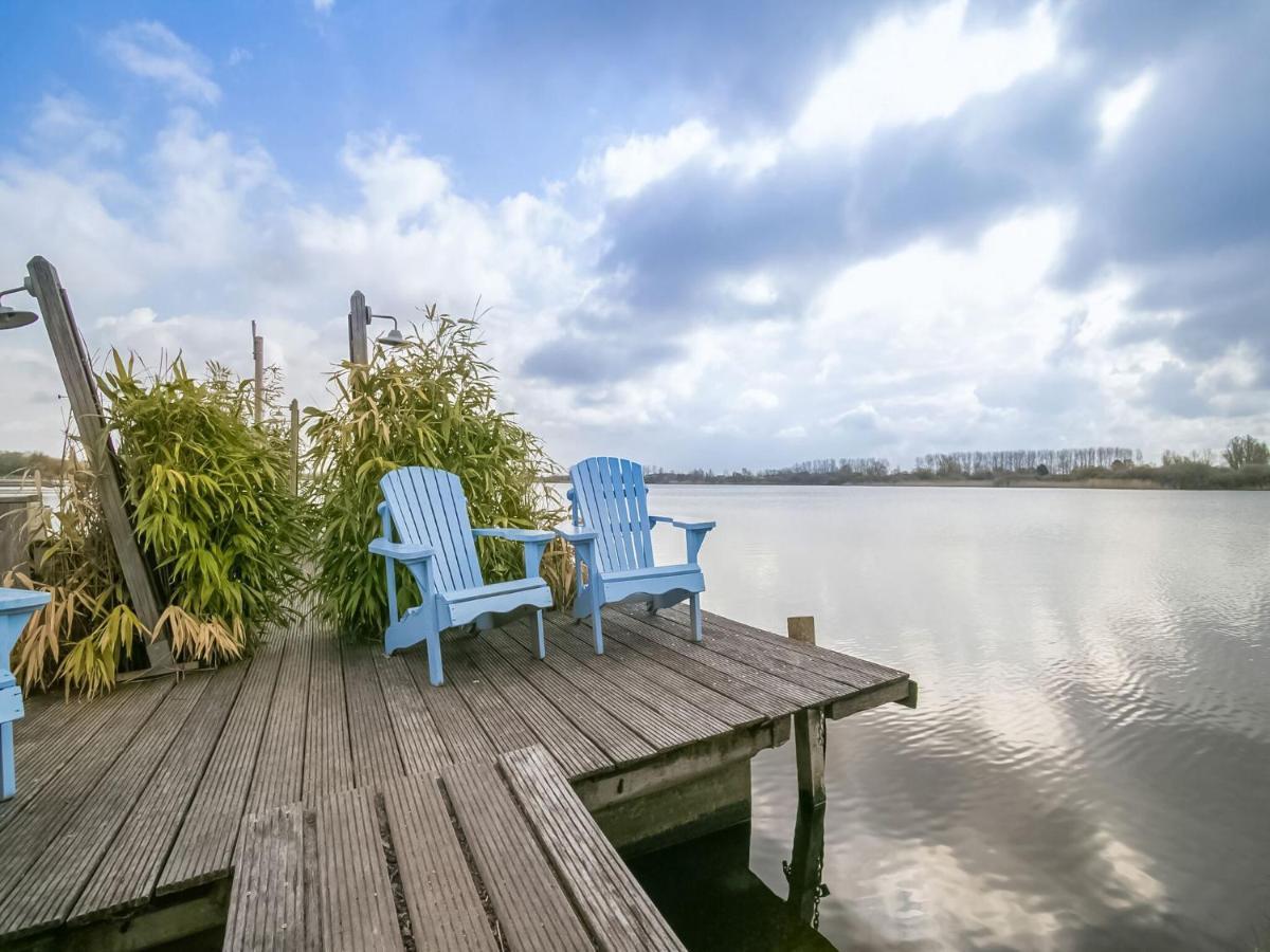 Holiday Home In Noordwijkerhout With Terrace Close To A Lake Екстер'єр фото