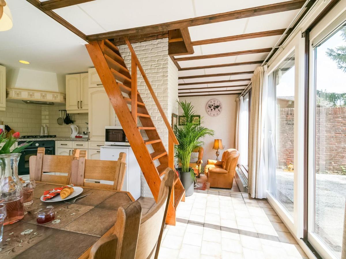 Holiday Home In Noordwijkerhout With Terrace Close To A Lake Екстер'єр фото