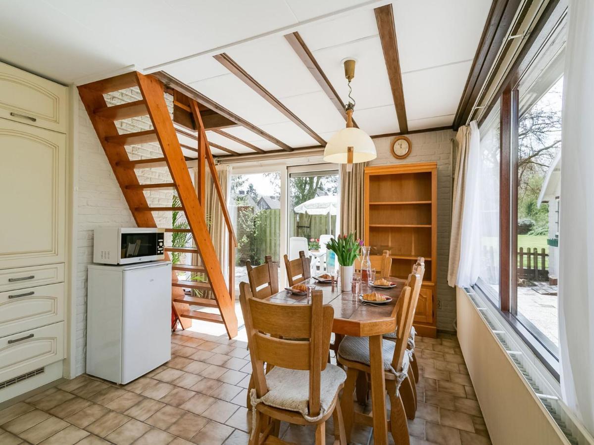 Holiday Home In Noordwijkerhout With Terrace Close To A Lake Екстер'єр фото
