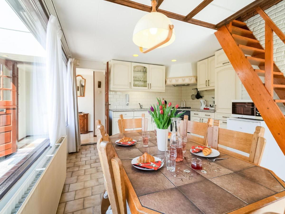 Holiday Home In Noordwijkerhout With Terrace Close To A Lake Екстер'єр фото