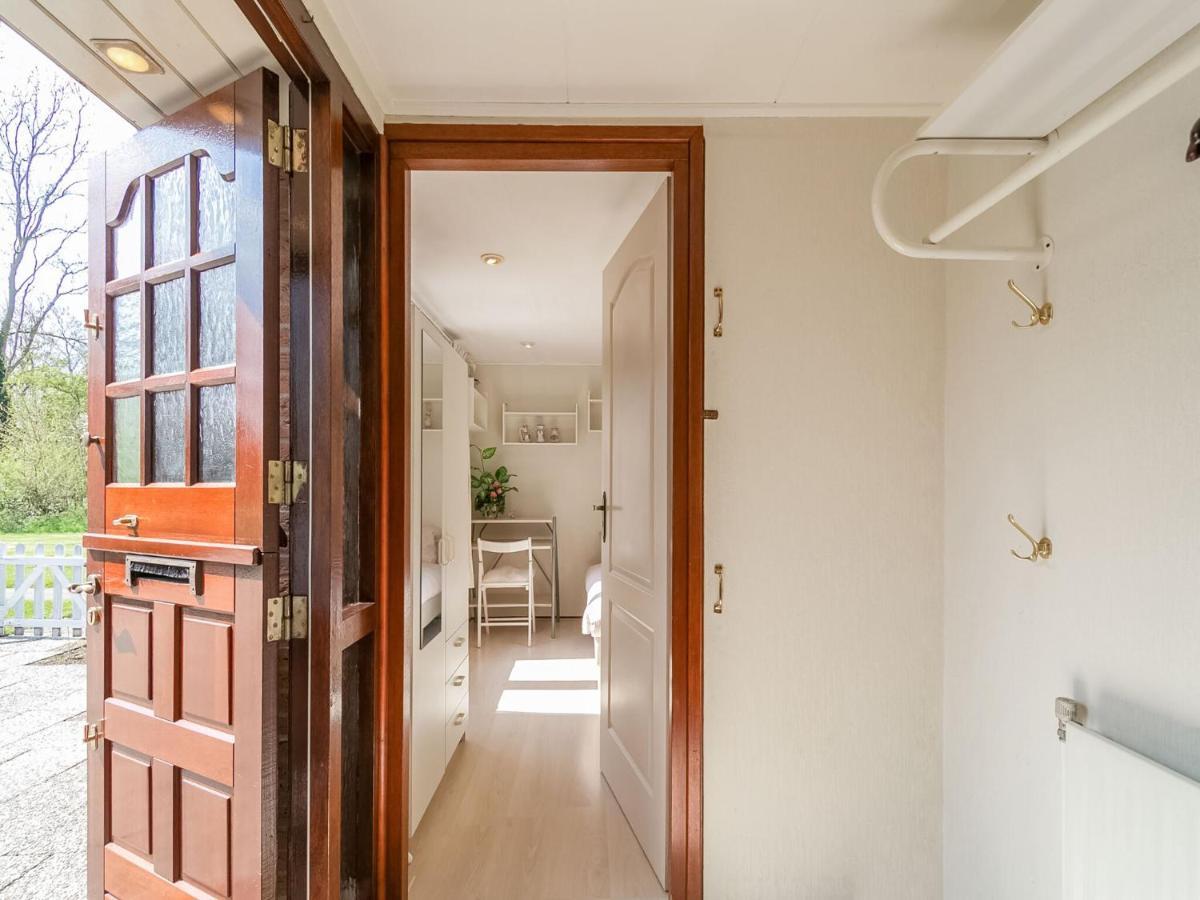 Holiday Home In Noordwijkerhout With Terrace Close To A Lake Екстер'єр фото
